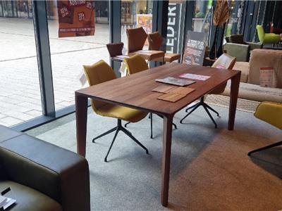 Lederland EINDHOVEN Showroommodel Alec  eur walnoot  180 cm  x 90 cm